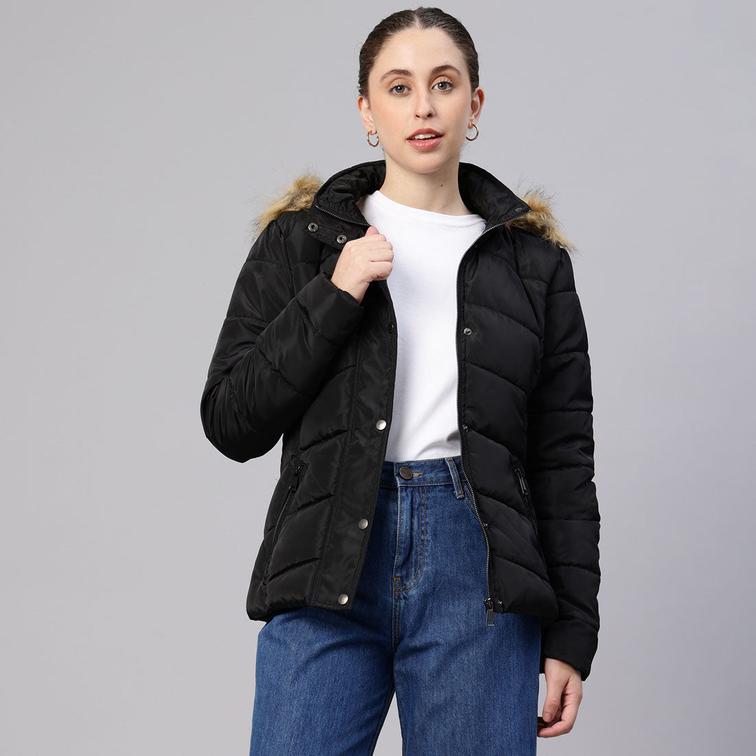 long sleeves puffer hoodie#color_black