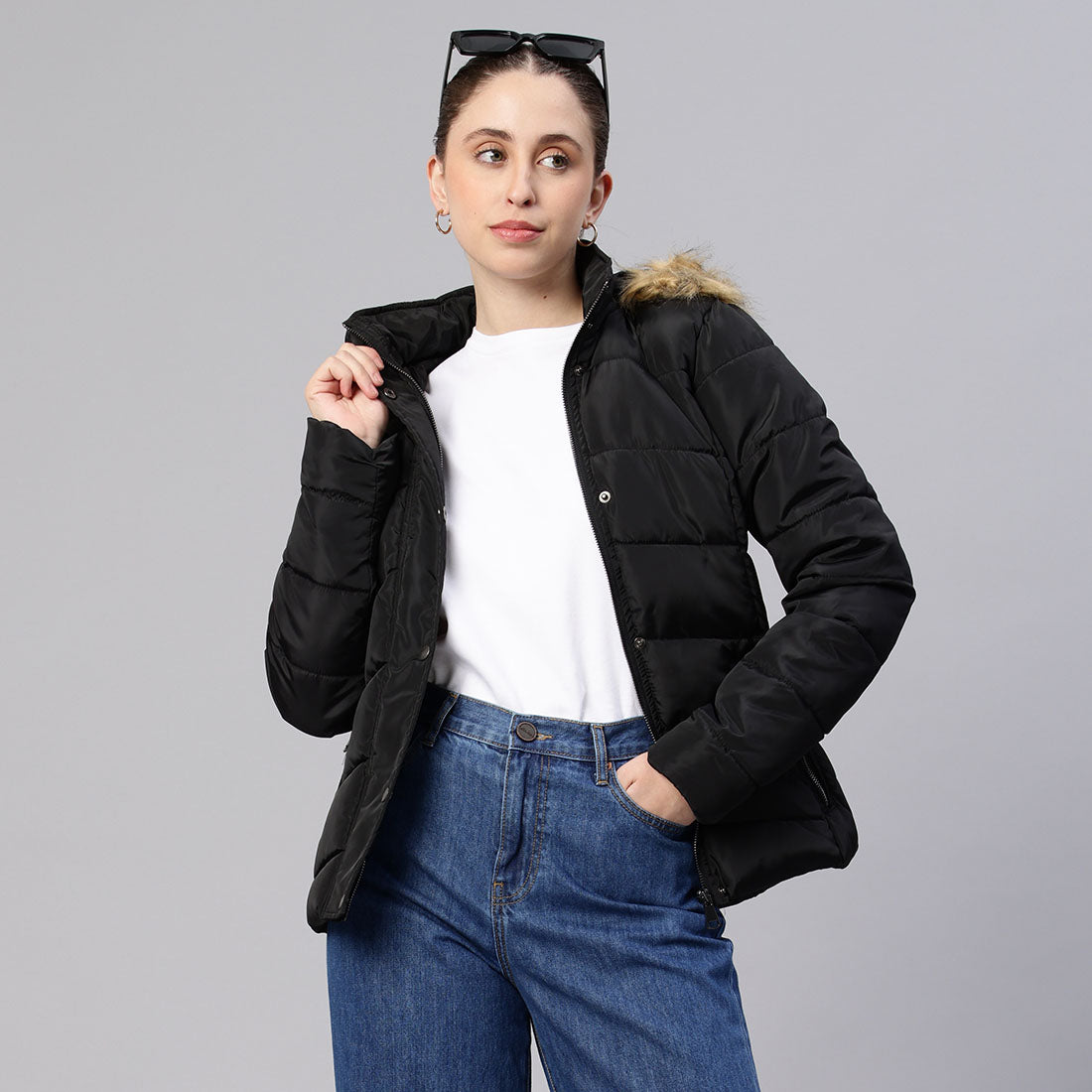 long sleeves puffer hoodie#color_black