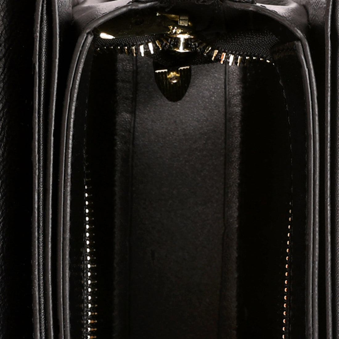 geometric strap shoulder bag#color_black