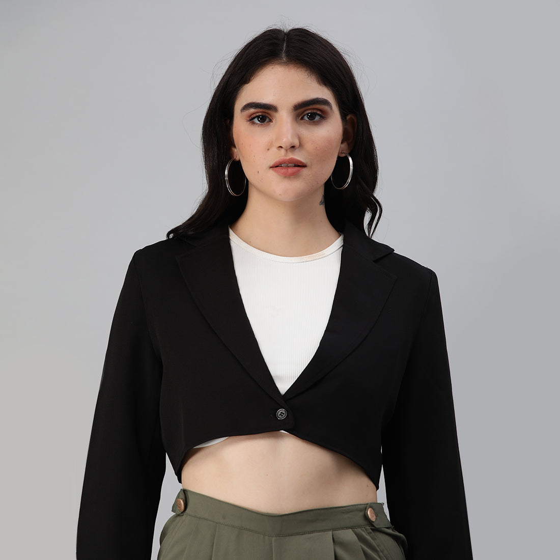 cropped tailored blazer#color_black