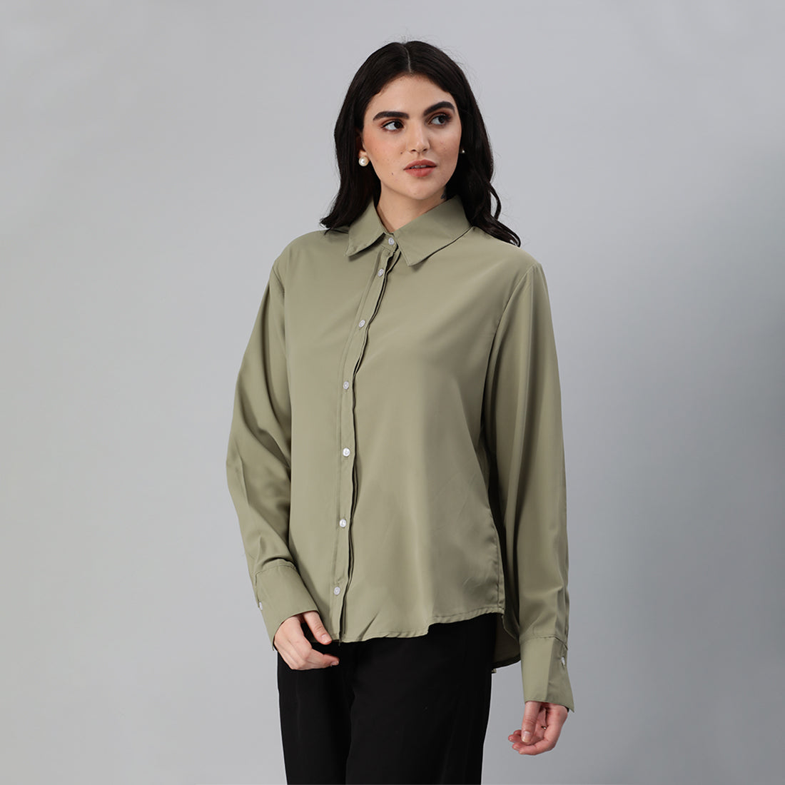 basic long sleeved collared shirt#color_olive