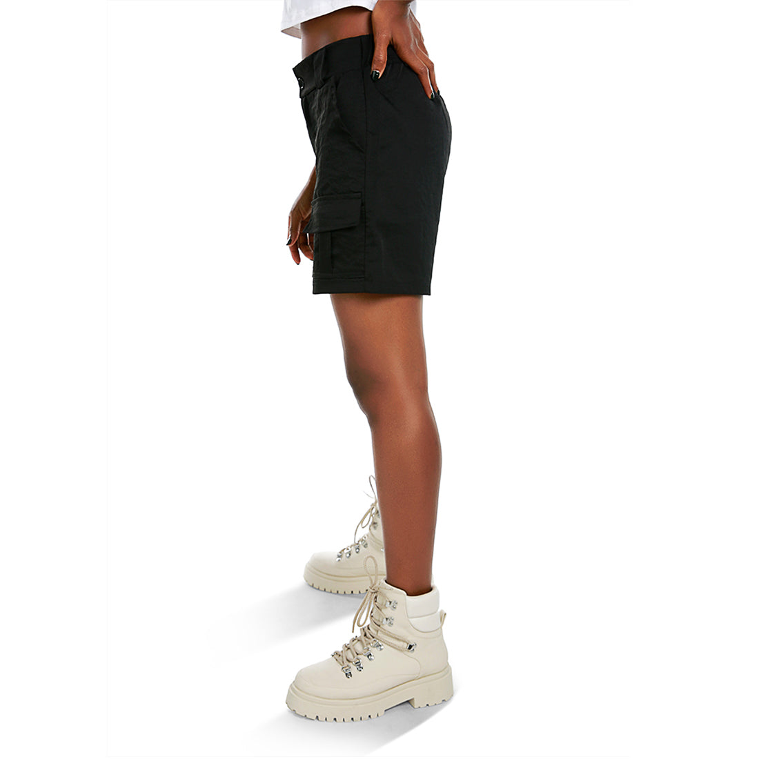 belt loop solid cargo shorts#color_black