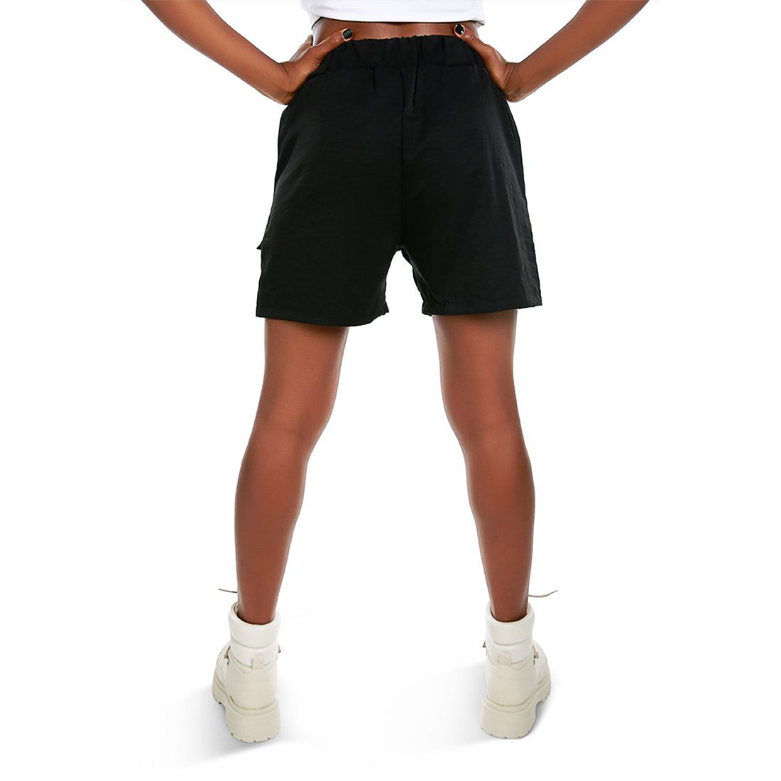 belt loop solid cargo shorts#color_black