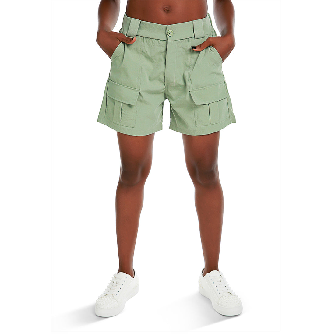 belt loop solid cargo shorts#color_green
