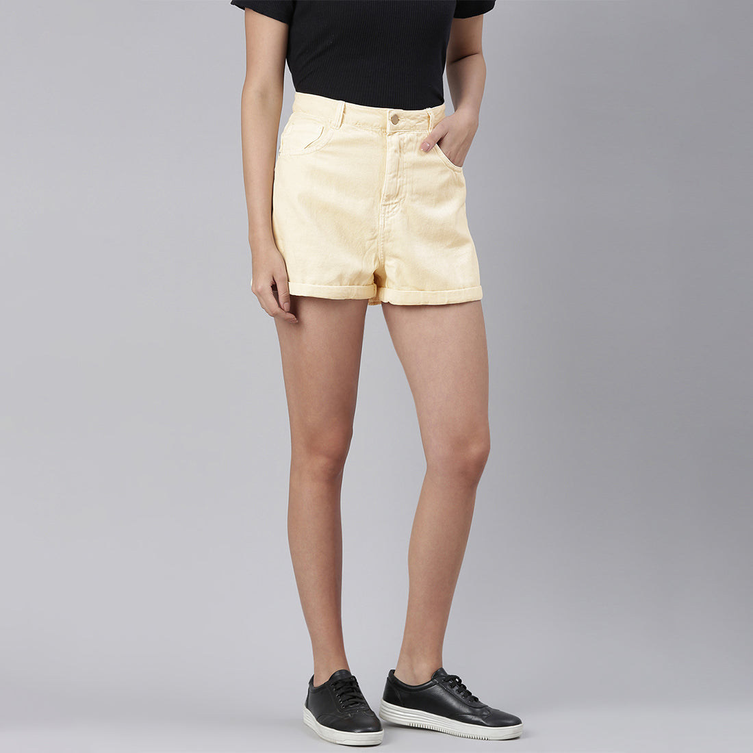 Beige Basic Upturn Hem Shorts