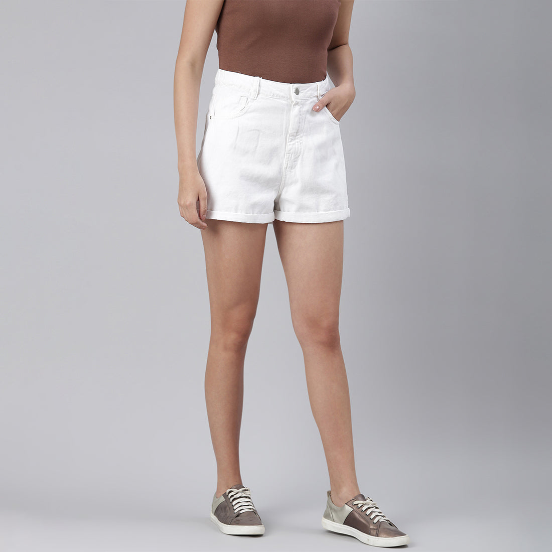 White Basic Upturn Hem Shorts