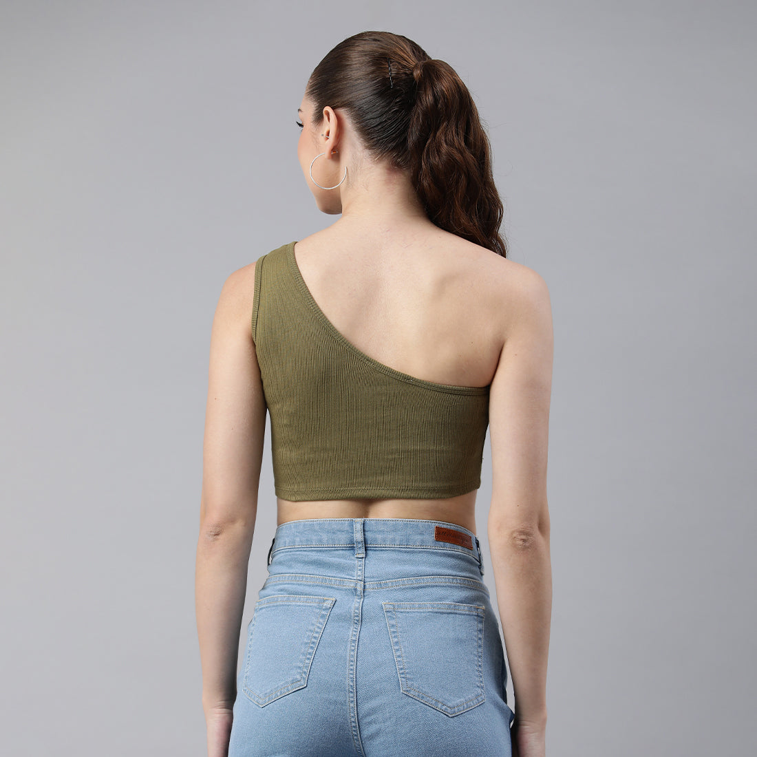 asymmetrical basic crop top#color_olive