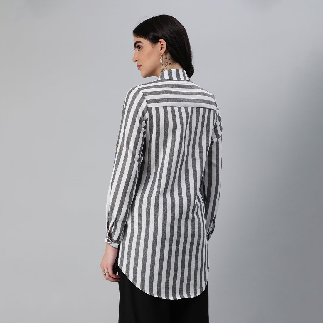 striped long sleeve shirt#color_black