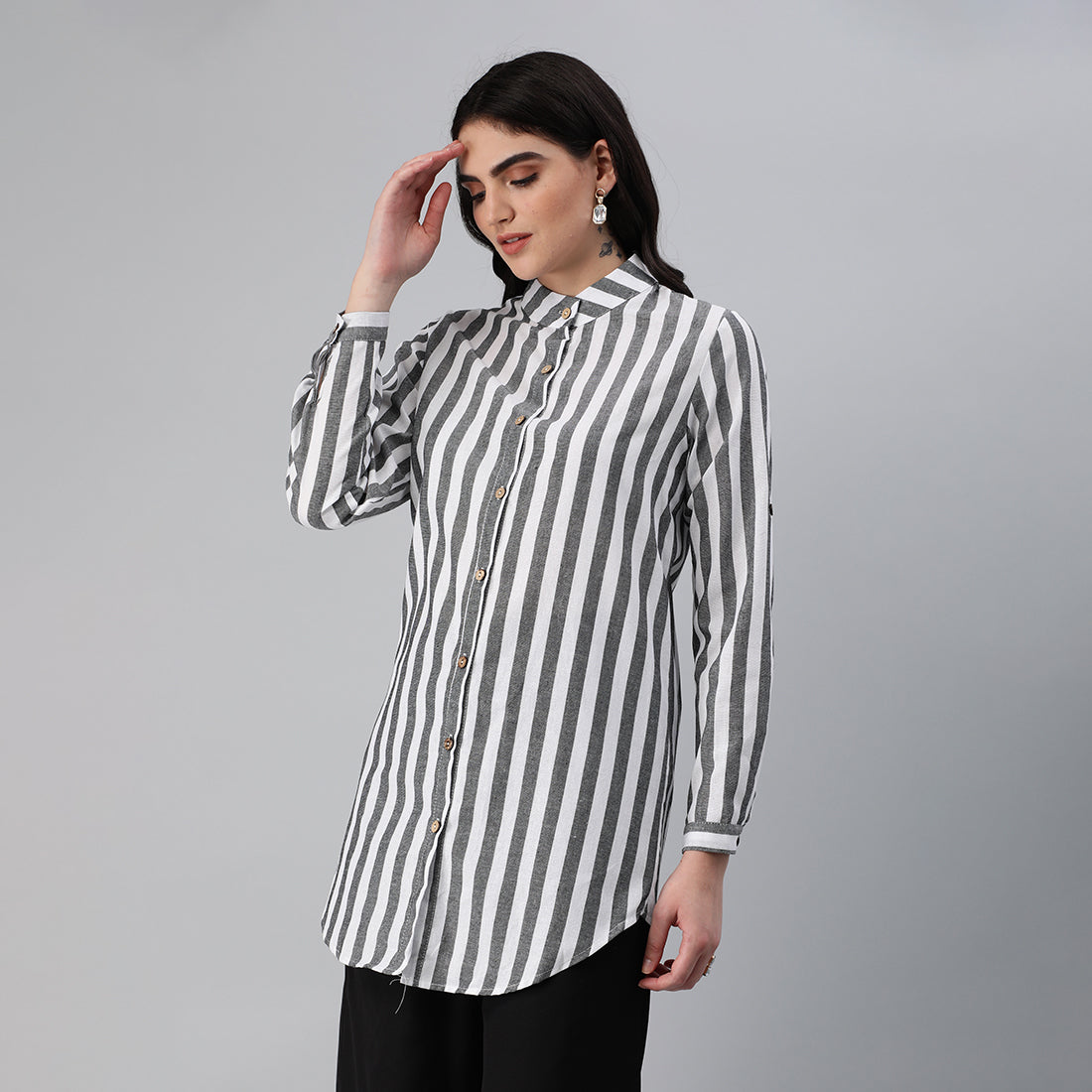 striped long sleeve shirt#color_black