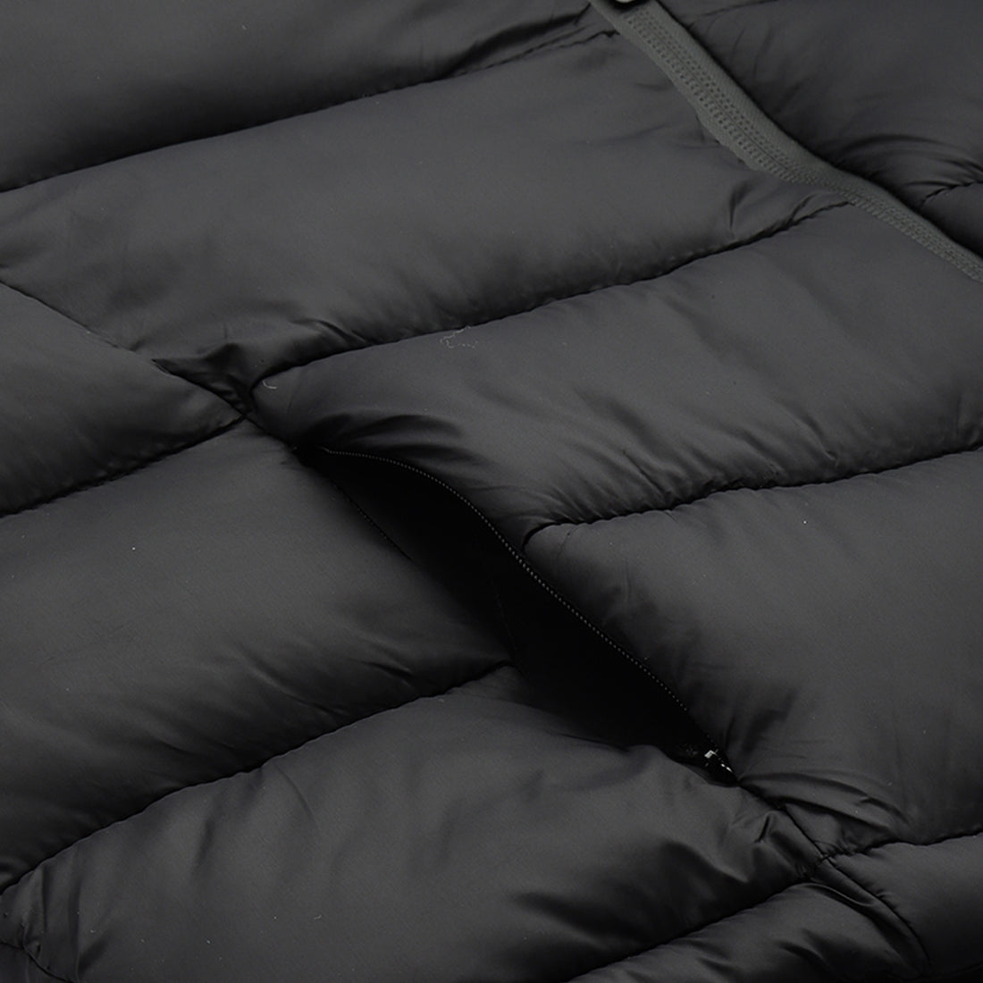 cropped down hooded jacket#color_black