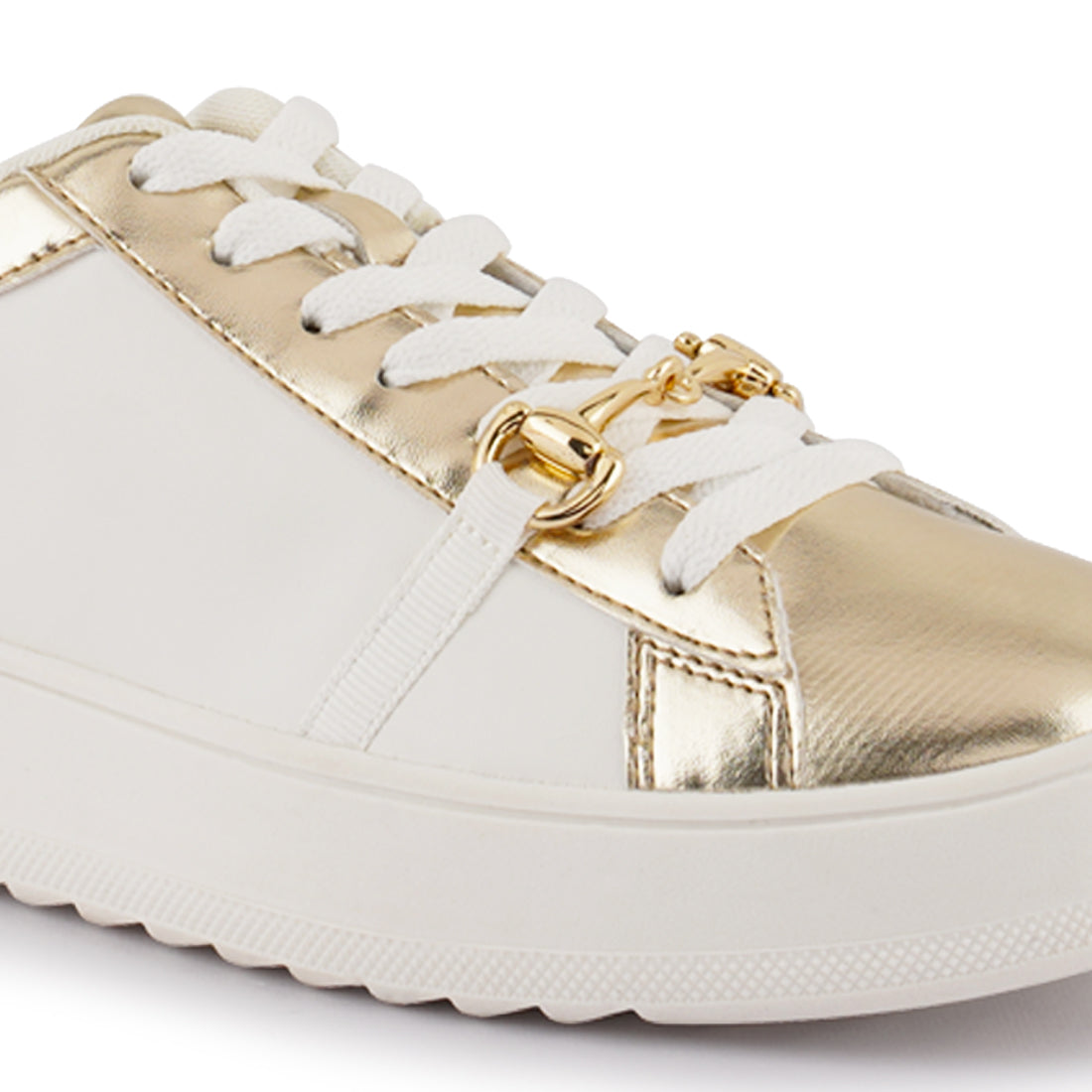 contrasting metallic sneakers#color_gold
