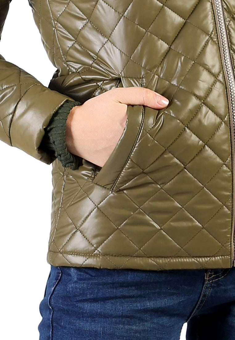 Green Puffer jacket With Zip Closure