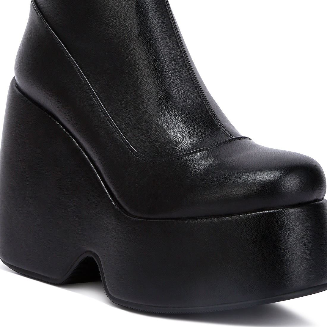 high platform ankle boots#color_black