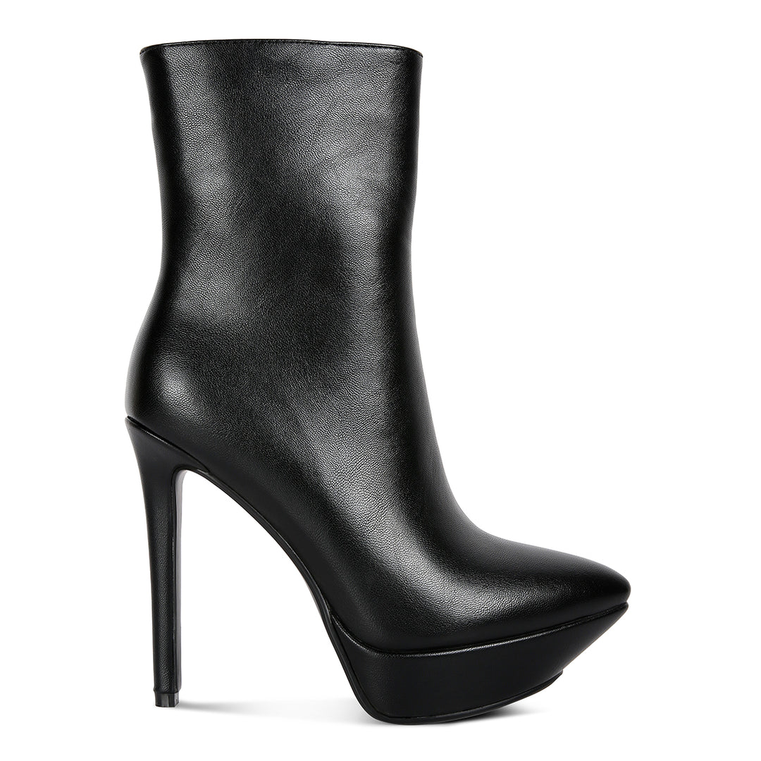 High heeled ankle boot#color_black