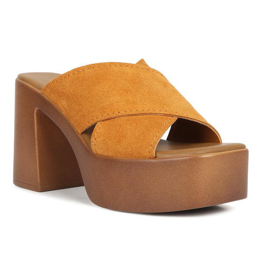 criss cross strap block heel sandals#color_tan