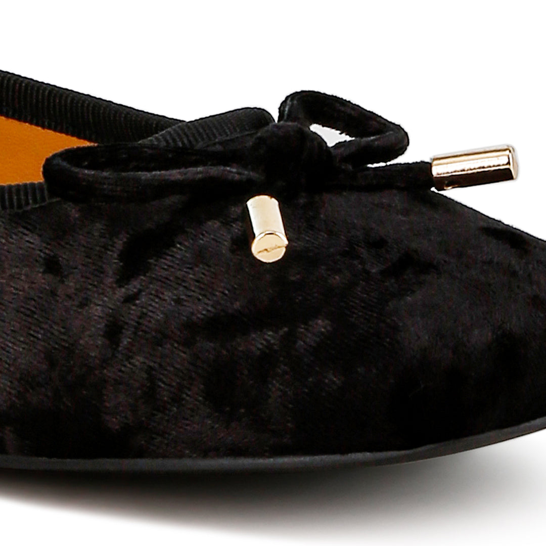 velvet bow ballerinas
#color_black