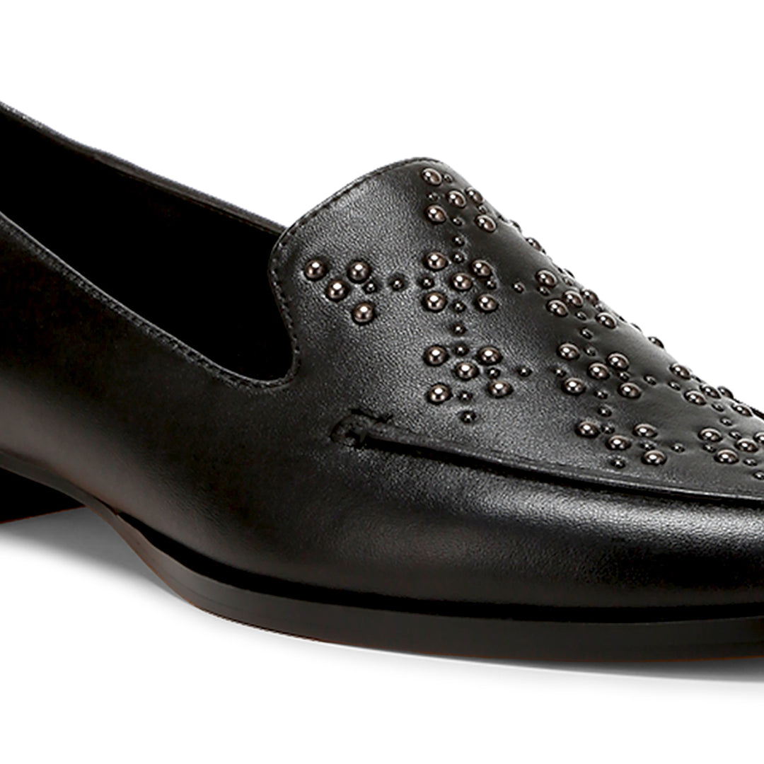 studded genuine leather loafers
#color_black