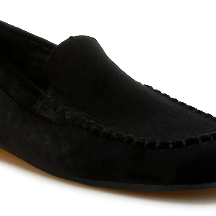 velvet flat loafers
#color_black