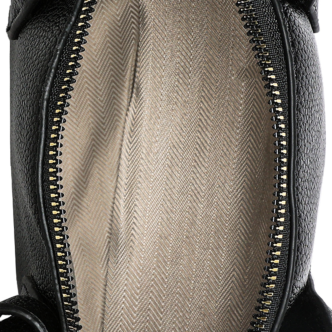 smiley bag tag shoulder bag#color_black