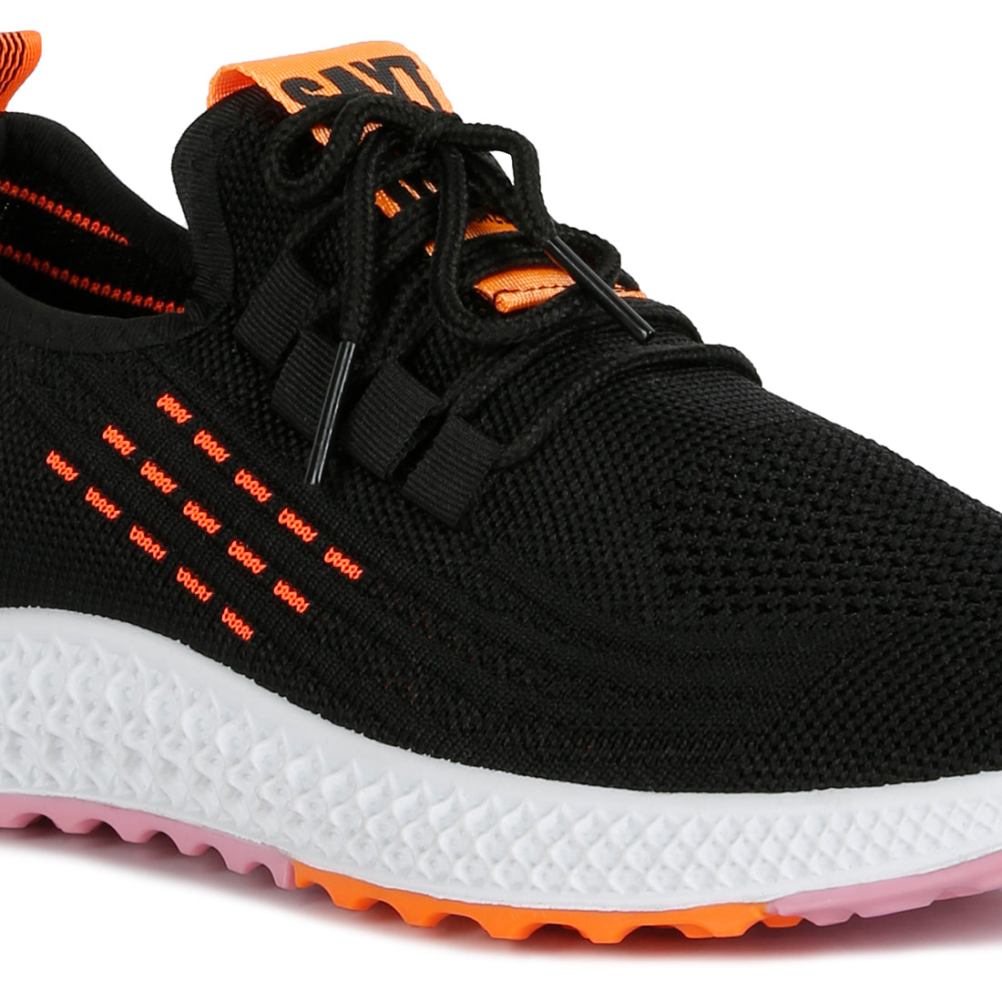 Jump High Active Sneakers in Black