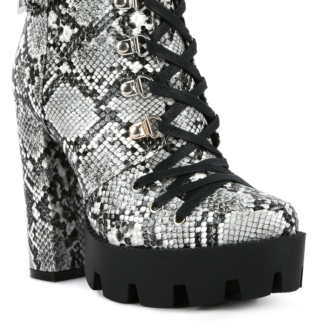 spruce snake skin ankle boots#color_black