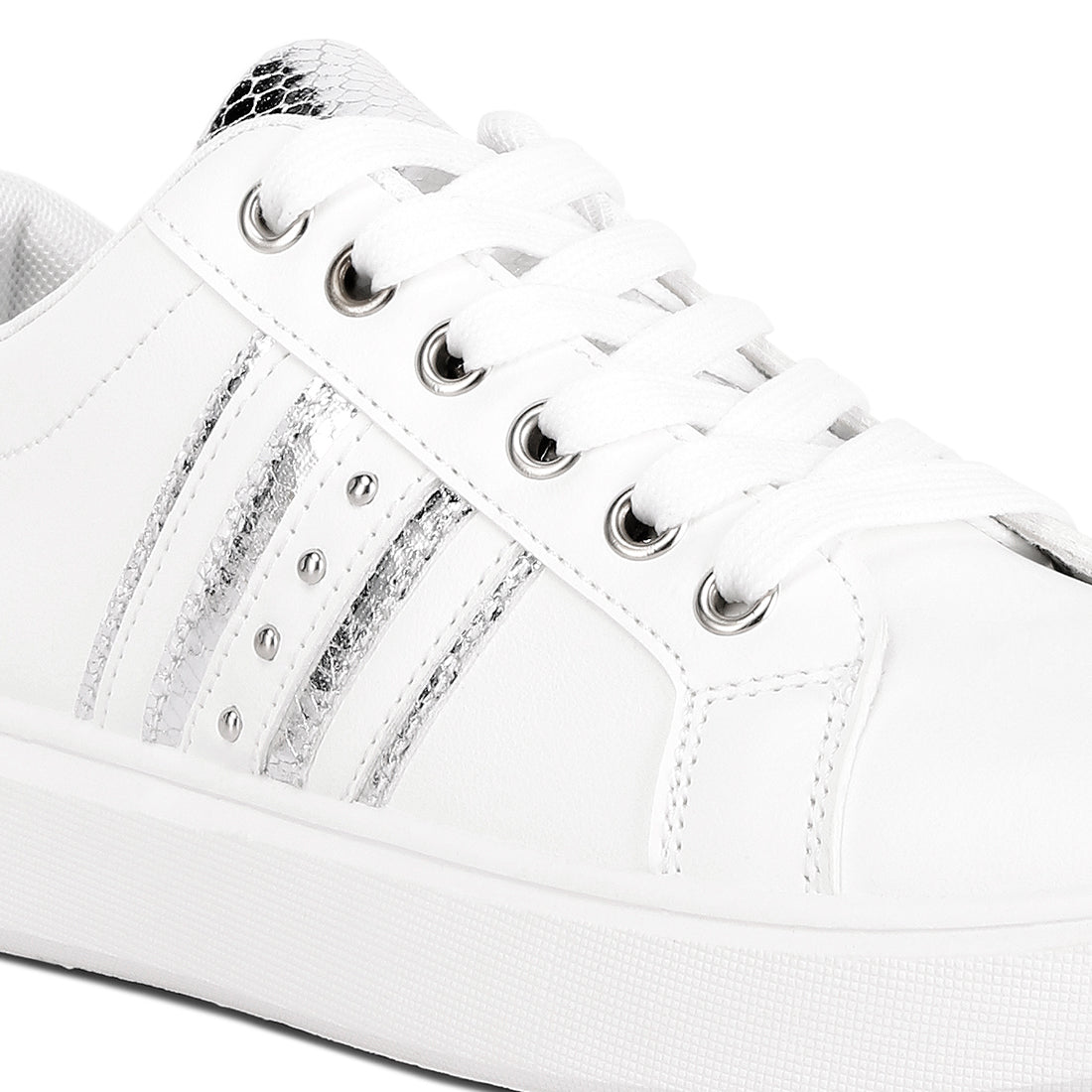 back panel detail sneakers#color_white