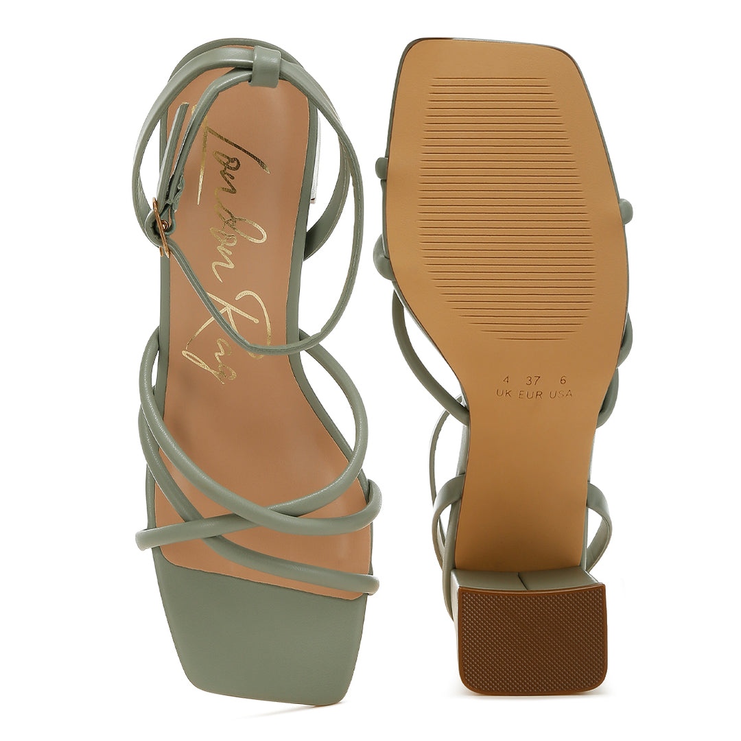 low block heel strappy sandals#color_green