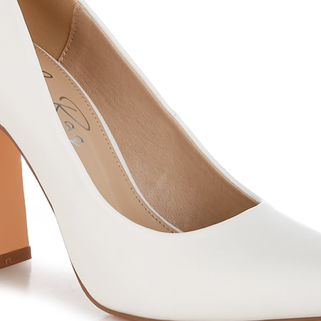 faux leather pumps#color_white