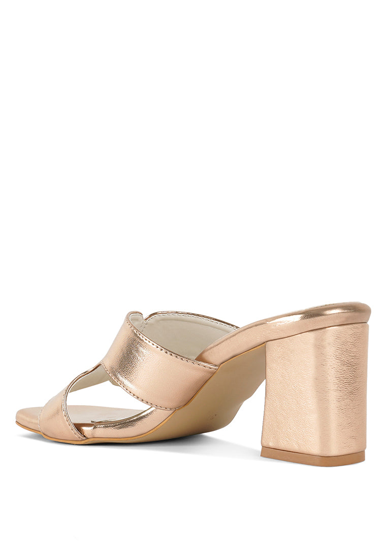 Women Metallic Faux Leather Slip On Sandals