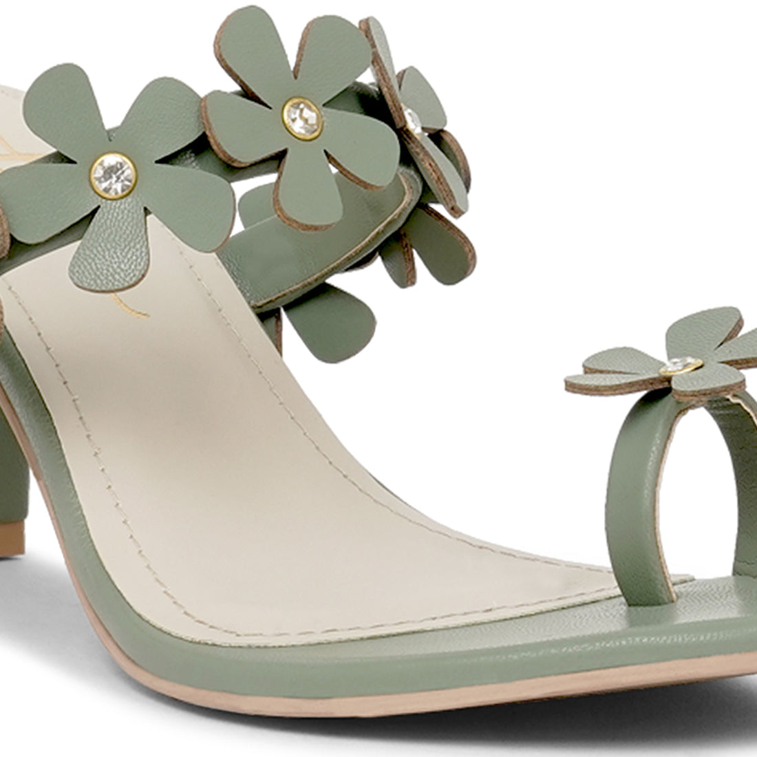 women floral applique slip-on block heels#color_olive-green