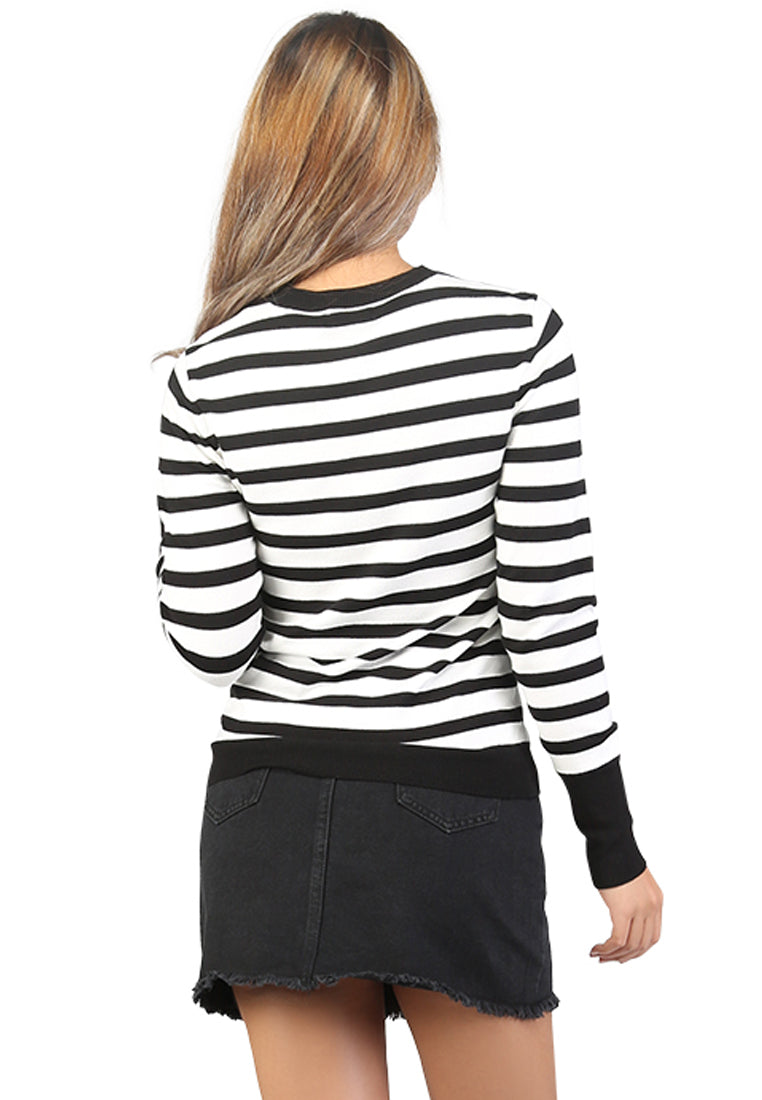 Black and White Light Weight Pullover Sweater