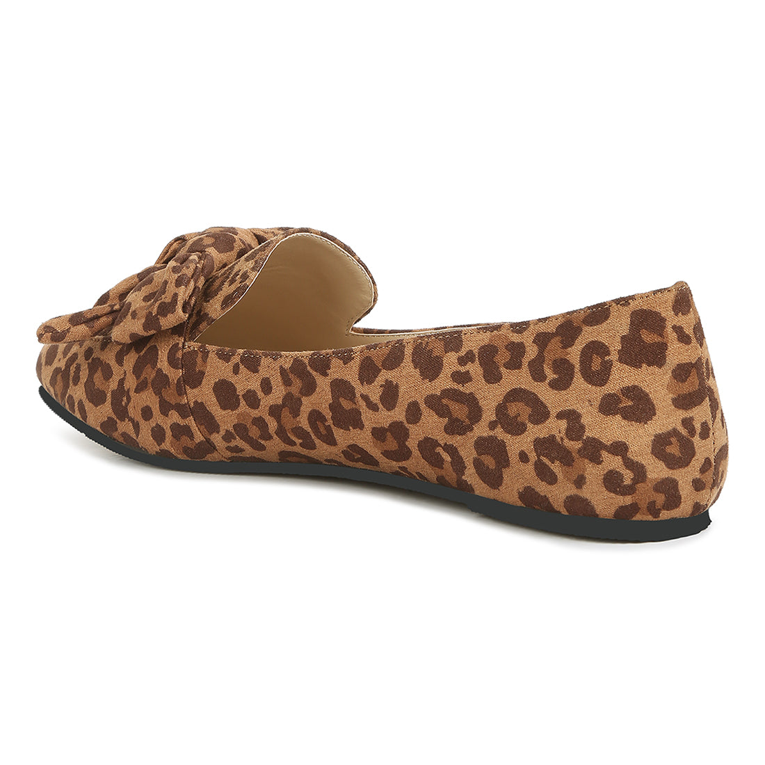 Pointed Toe Loafers in Leopard