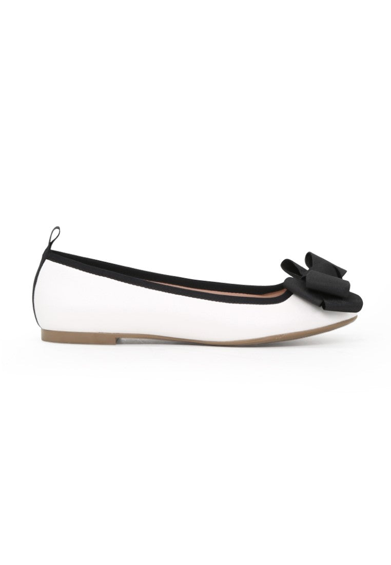 White Flat Ballerina - White