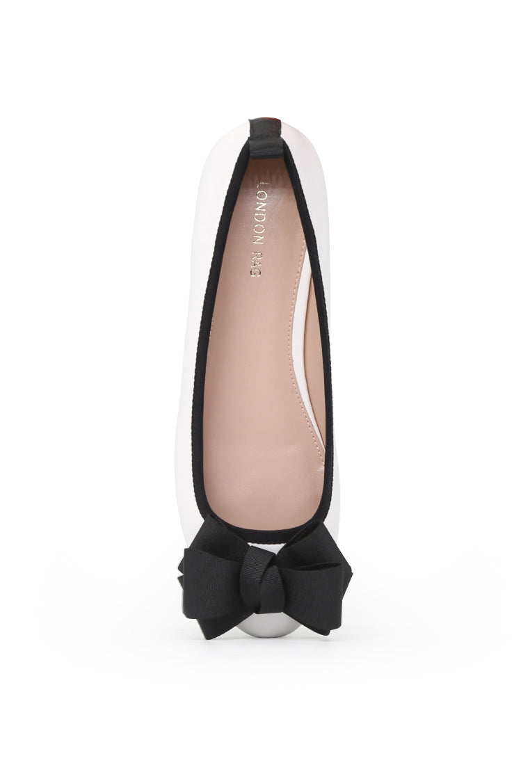 White Flat Ballerina - White