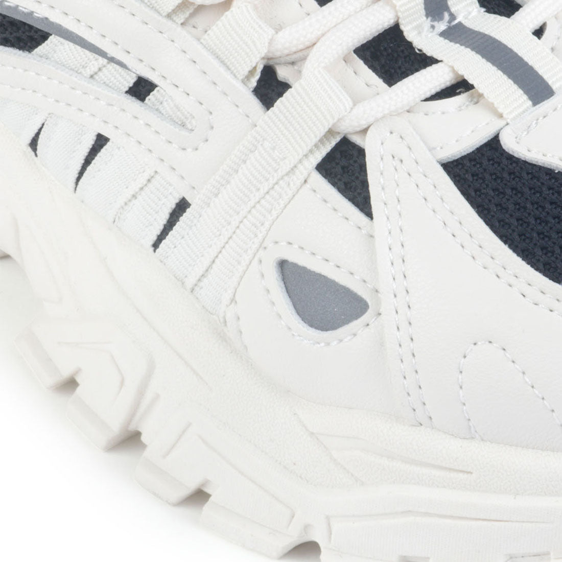 Pink Black WomenÃ¢â‚¬â„¢s Active Trainers - Pink