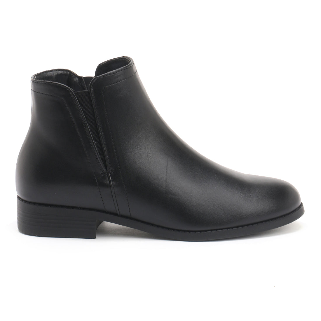 Sleek Chlesea Boots In Black