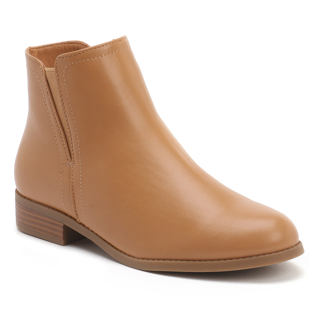 Sleek Chlesea Boots In Tan