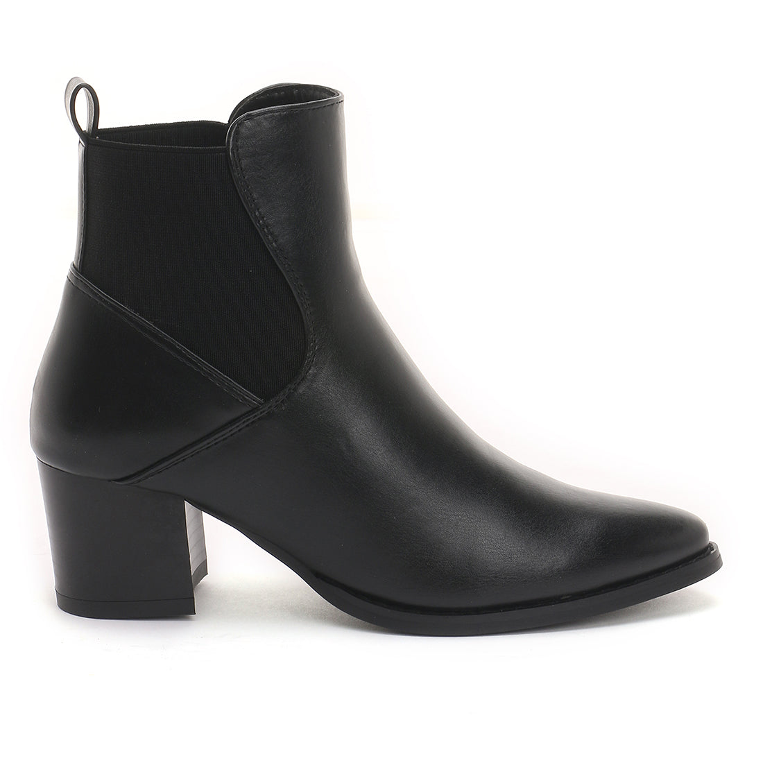 Block Heeled Chelsea Boots in Black