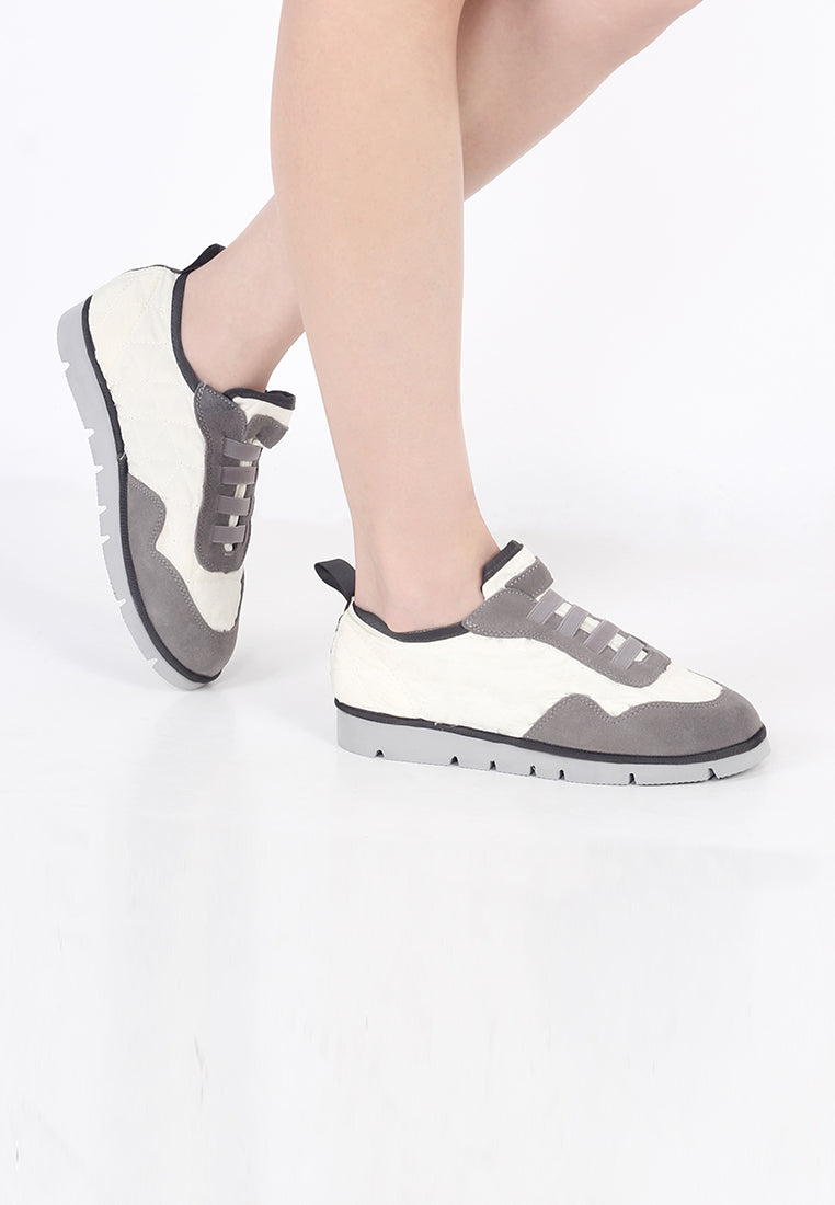 Beige Sneakers - Beige