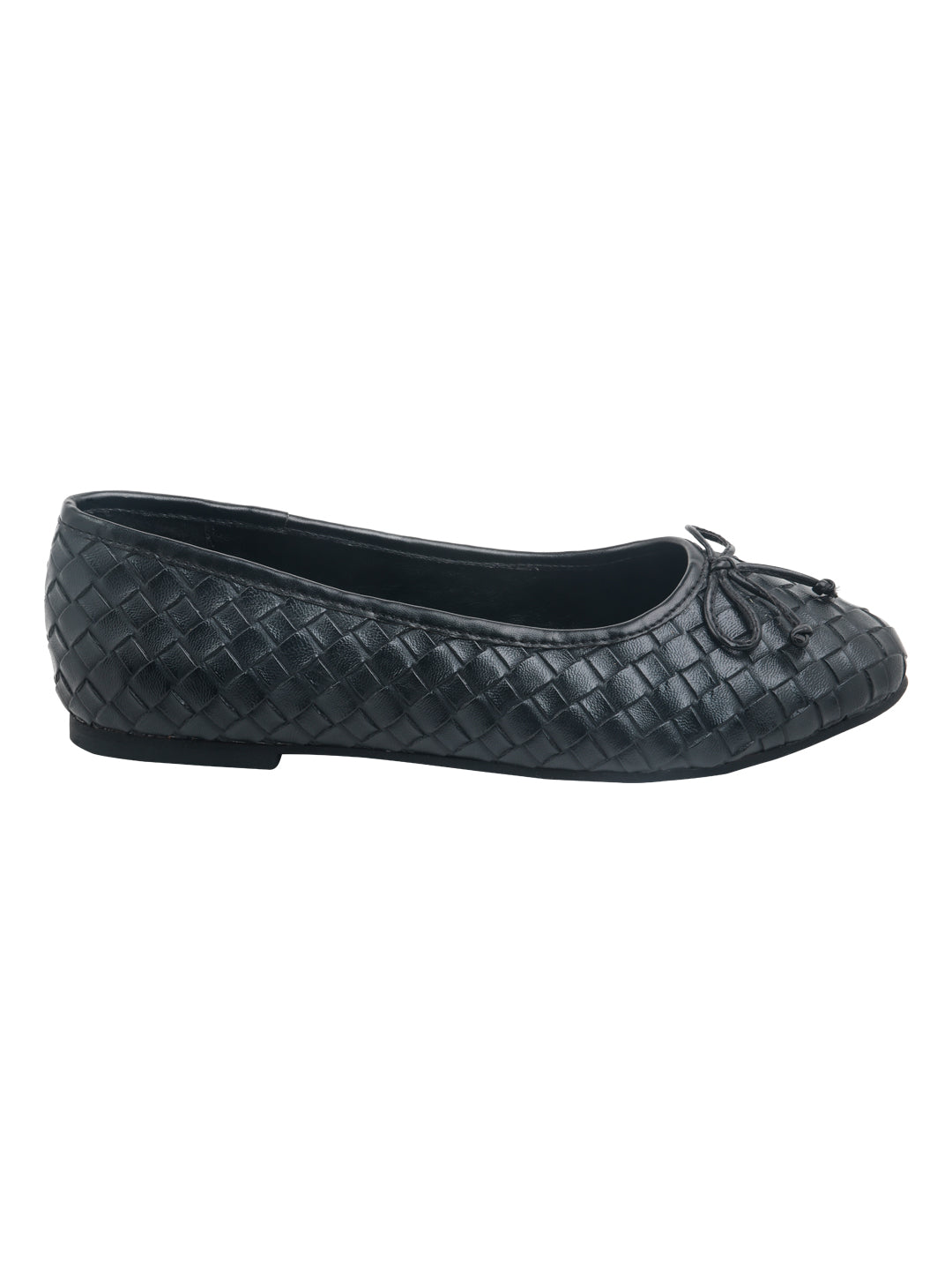 Weave Embossed Black Ballerinas with Bow - Black