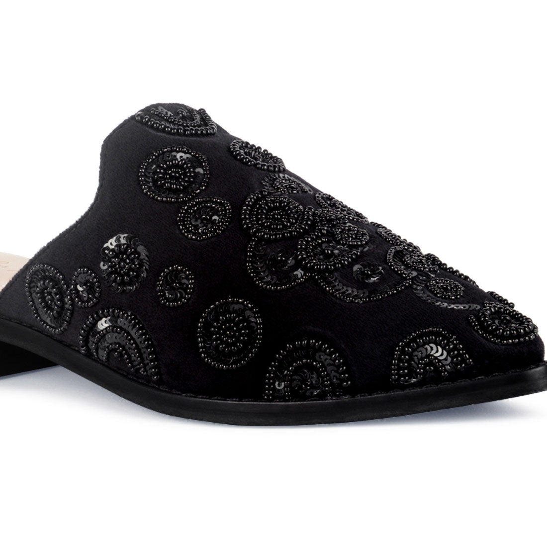 HANDCRAFTED EMBROIDERED VELVET MULES IN BLACK - Black
